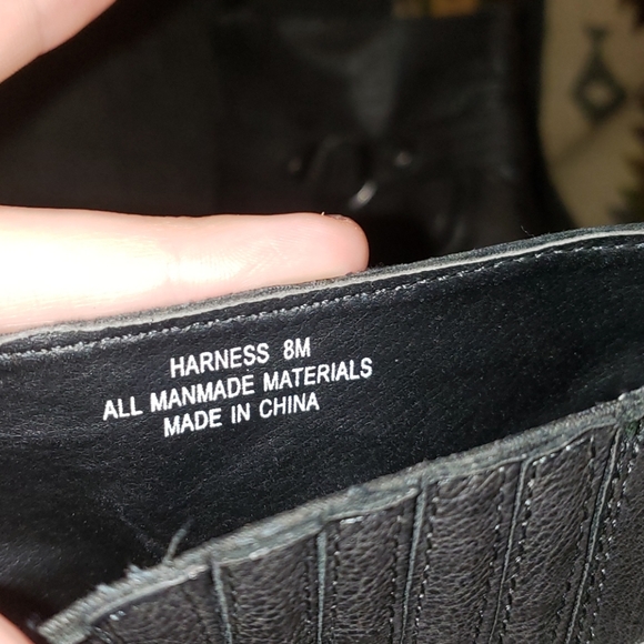 Ankle leather boots - Picture 2 of 3